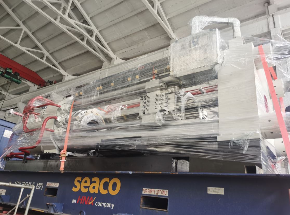 aluminum extrusion machine